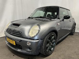 Mini Mini Mini (R50/53) Hatchback 1.6 16V Cooper S (W11-B16A) [120kW]  (03-2002/=
09-2006) picture 2