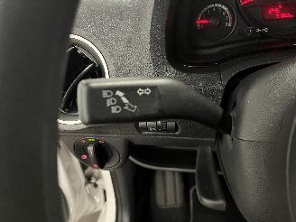 Volkswagen Up! Up! (121) Hatchback 1.0 12V 60 (CHYA) [44kW]  (08-2011/08-2020) picture 23