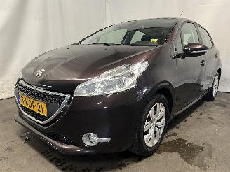 Peugeot 208 208 I (CA/CC/CK/CL) Hatchback 1.2 Vti 12V PureTech 82 (EB2F(HMZ)) [60k=
W]  (03-2012/12-2019) picture 3