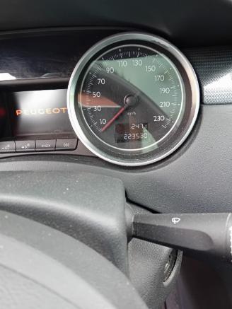 Peugeot 508 508 SW (8E/8U) Combi 1.6 THP 16V (EP6CDT(5FV)) [115kW]  (11-2010/12-20=
18) picture 2
