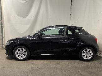 Audi A1 A1 (8X1/8XK) Hatchback 3-drs 1.2 TFSI (CBZA) [63kW]  (05-2010/04-2015)= picture 4