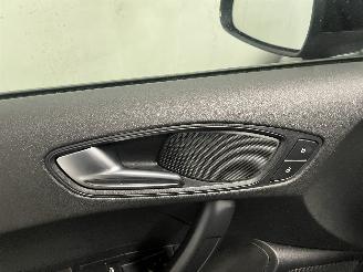 Audi A1 A1 (8X1/8XK) Hatchback 3-drs 1.2 TFSI (CBZA) [63kW]  (05-2010/04-2015)= picture 12