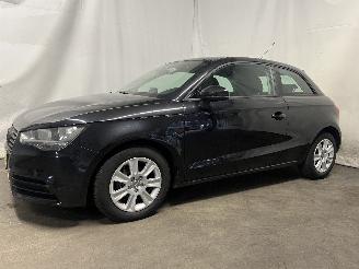 Audi A1 A1 (8X1/8XK) Hatchback 3-drs 1.2 TFSI (CBZA) [63kW]  (05-2010/04-2015)= picture 3