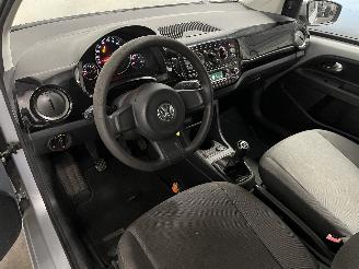 Volkswagen Up! Up! (121) Hatchback 1.0 12V 60 (CHYE) [44kW]  (08-2011/08-2020) picture 19