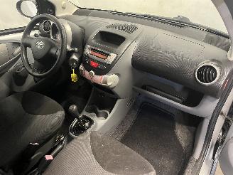 Toyota Aygo Aygo (B10) Hatchback 1.0 12V VVT-i (1KR-FE) [50kW]  (07-2005/05-2014) picture 19