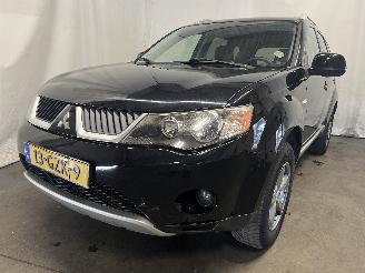 skadebil auto Mitsubishi Outlander Outlander (CW) SUV 2.4 16V Mivec 4x2 (4B12) [125kW]  (11-2006/11-2012)= 2008/9