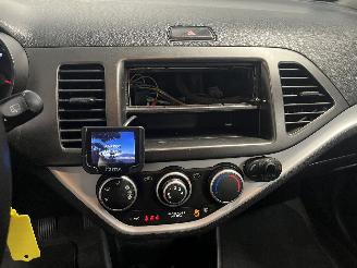Kia Picanto Picanto (TA) Hatchback 1.0 12V (G3LA) [51kW]  (05-2011/06-2017) picture 20