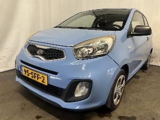 skadebil auto Kia Picanto Picanto (TA) Hatchback 1.0 12V (G3LA) [51kW]  (05-2011/06-2017) 2011/9