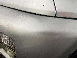 Toyota Rav-4 RAV4 (A2) Terreinwagen 1.8 16V VVT-i 4x2 (1ZZFE) [92kW]  (08-2000/11-2=
005) picture 9