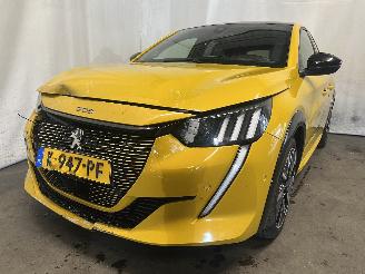 škoda osobní automobily Peugeot 208 208 II (UB/UH/UP) Hatchback 5-drs e-208 50 kWh (ZKX) [100kW]  (06-2019=
/...) 2020/7