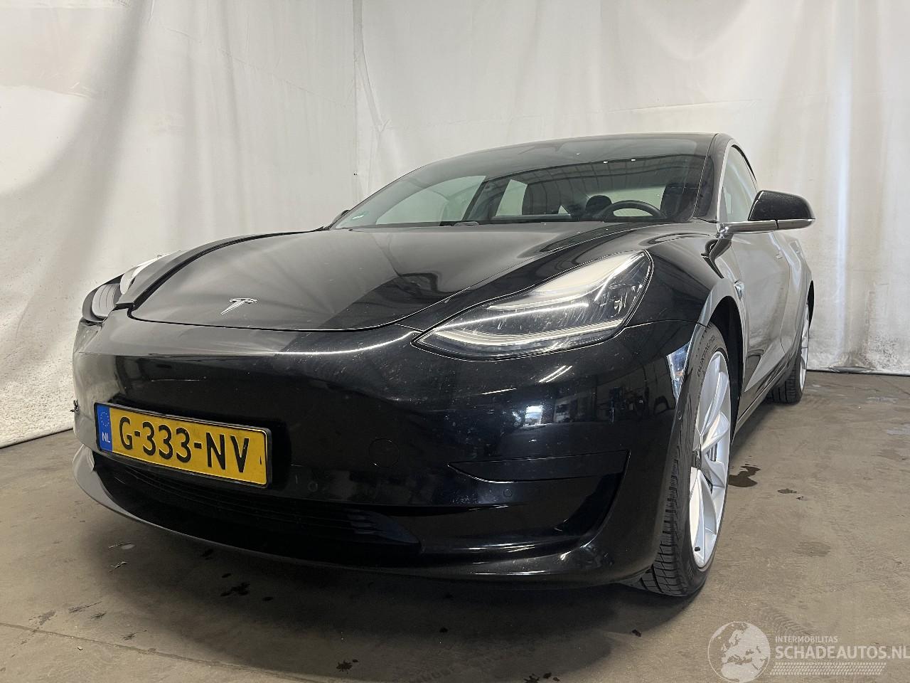 Tesla Model 3 Model 3 Sedan Model 3 (A0003K87Model 3) [175kW]  (04-2019/...)