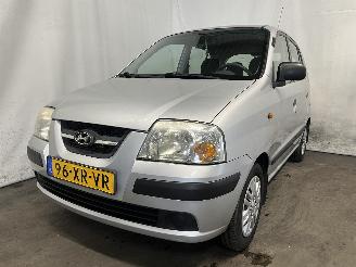 Damaged car Hyundai Atos Atos Hatchback 1.1 12V (G4HG) [46kW]  (01-1997/12-2008) 2007/9