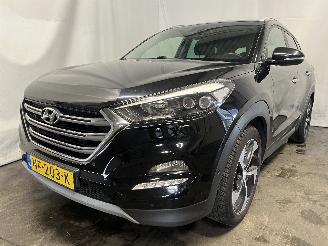 krockskadad bil auto Hyundai Tucson Tucson (TL) SUV 1.7 CRDi 16V 2WD (D4FD) [104kW]  (06-2015/09-2020) 2017/2
