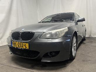 damaged passenger cars BMW 5-serie 5 serie (E60) Sedan 525i 24V (M54-B25(256S5)) [141kW]  (09-2003/02-200=
5) 2004/1