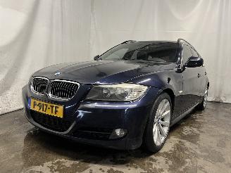 Damaged car BMW 3-serie 3 serie Touring (E91) Combi 325i 24V (N53-B30A) [160kW]  (09-2007/06-2=
012) 2009/3