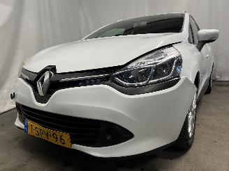 krockskadad bil auto Renault Clio Clio IV Estate/Grandtour (7R) Combi 5-drs 1.5 Energy dCi 90 FAP (K9K-6=
08(K9K-B6)) [66kW]  (11-2012/08-2021) 2013/11