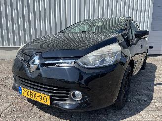 Unfallwagen Renault Clio Clio IV Estate/Grandtour (7R) Combi 5-drs 0.9 Energy TCE 90 12V (H4B-4=
12(H4B-G4)) [66kW]  (01-2013/08-2021) 2014/6