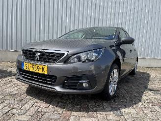Coche accidentado Peugeot 308 308 SW (L4/L9/LC/LJ/LR) Combi 5-drs 1.2 12V e-THP PureTech 110 (EB2ADT=
(HNP)) [81kW]  (03-2014/12-2021) 2018/6