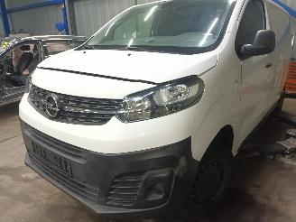 Uttjänta bilar auto Opel Vivaro Vivaro Van 2.0 CDTI 122 (D20DTL(DW10FE)) [90kW]  (03-2019/12-2022) 2020/10