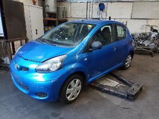 Uttjänta bilar auto Toyota Aygo Aygo (B10) Hatchback 1.0 12V VVT-i (1KR-FE) [50kW]  (07-2005/05-2014) 2011/7
