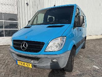 Coche accidentado Mercedes Sprinter Sprinter 3t (906.61) Van 216 CDI 16V (OM651.957) [120kW]  (03-2009/12-=
2018) 2010/9