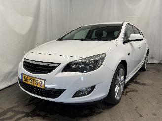 ocasión turismos Opel Astra Astra J Sports Tourer (PD8/PE8/PF8) Combi 1.4 Turbo 16V (A14NET(Euro 5=
)) [88kW]  (10-2010/04-2016) 2011/11