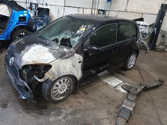 demontáž osobní automobily Volkswagen Up! Up! (121) Hatchback 1.0 12V 60 (CHYA) [44kW]  (08-2011/08-2020) 2013/2