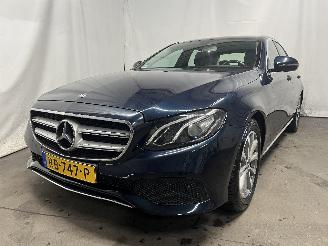 Avarii autoturisme Mercedes E-klasse E (W213) Sedan E-220d 2.0 Turbo 16V (OM654.920) [143kW]  (01-2016/10-2=
023) 2017/10