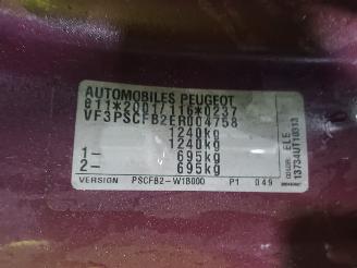 Peugeot 108 108 Hatchback 1.0 12V (1KRFE(CFB)) [51kW]  (05-2014/...) picture 6