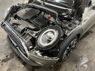 Mini Mini Mini (F56) Hatchback 3-drs 1.5 12V Cooper (B38A15A) [100kW]  (12-2013/=
=2E..) picture 14