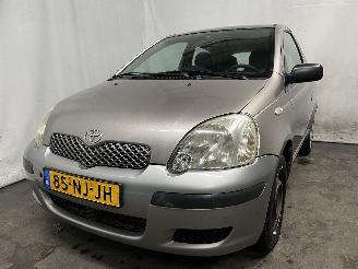 damaged passenger cars Toyota Yaris Yaris (P1) Hatchback 1.3 16V VVT-i (2SZFE) [64kW]  (04-2002/09-2005) 2003/10