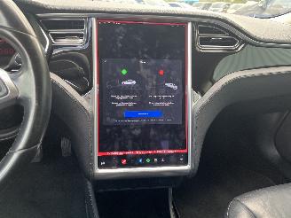 Tesla Model S Model S Liftback 85 (L1S) [270kW]  (09-2012/02-2016) picture 23