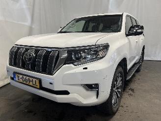 Voiture accidenté Toyota Landcruiser Land Cruiser (J15) Hardtop Terreinwagen 2.8 D-4D 16V (1GD-FTV) [150kW]=
  (07-2020/...) 2021/2