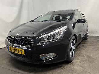 škoda osobní automobily Kia Cee d Cee'd Sportswagon (JDC5) Combi 1.6 GDI 16V (G4FD) [99kW]  (09-2012/12-=
2018) 2013/1
