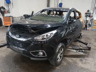 Coche siniestrado Hyundai Ix35 iX35 (LM) SUV 1.6 GDI 16V (G4FD(Euro 4)) [99kW]  (11-2010/09-2015) 2015/5