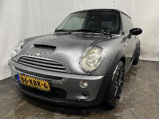 damaged passenger cars Mini Mini Mini (R50/53) Hatchback 1.6 16V Cooper S (W11-B16A) [125kW]  (07-2004/=
09-2006) 2004/7