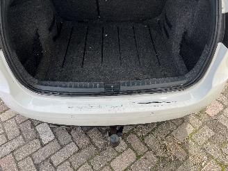 Seat Ibiza Ibiza ST (6J8) Combi 1.4 TDI 12V (CUSB) [66kW]  (05-2015/07-2016) picture 9