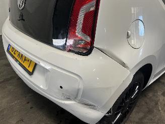 Volkswagen Up! Up! (121) Hatchback 1.0 12V 75 (CWRA) [55kW]  (08-2011/11-2019) picture 8