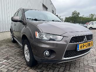 Mitsubishi Outlander Outlander (CW) SUV 2.0 16V 4x2 (4B11) [108kW]  (11-2006/11-2012) picture 5