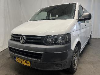 krockskadad bil auto Volkswagen Transporter Transporter T5 Van 2.0 TDI DRF (CAAA(Euro 5)) [62kW]  (09-2009/08-2015=
) 2012/11
