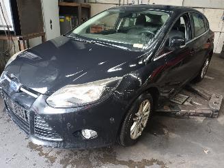 Vrakbiler auto Ford Focus Focus 3 Hatchback 1.0 Ti-VCT EcoBoost 12V 125 (M1DA(Euro 5)) [92kW]  (=
02-2012/05-2018) 2014/3