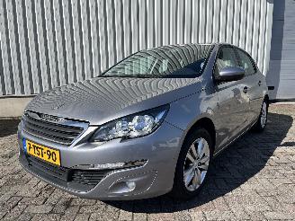 Unfallwagen Peugeot 308 308 (L3/L8/LB/LH/LP) Hatchback 5-drs 1.2 12V VTi PureTech 82 (EB2F(HMZ=
)) [60kW]  (09-2013/06-2021) 2014/4