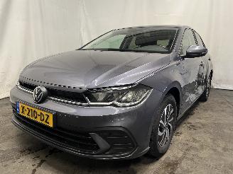 Schadeauto Volkswagen Polo Polo VI (AW1) Hatchback 5-drs 1.0 TSI 12V (DLAC) [70kW]  (06-2017/...)= 2023/10