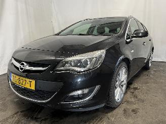 Vrakbiler auto Opel Astra Astra J Sports Tourer (PD8/PE8/PF8) Combi 1.6 Turbo 16V (A16LET(Euro 5=
)) [132kW]  (10-2010/10-2015) 2012/10