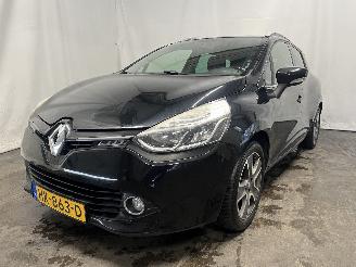 Démontage voiture Renault Clio Clio IV Estate/Grandtour (7R) Combi 5-drs 1.5 Energy dCi 90 FAP (K9K-6=
28(K9K-E6)) [66kW]  (11-2012/08-2021) 2015/11