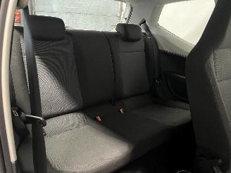 Volkswagen Up! Up! (121) Hatchback 1.0 12V 60 (CHYA) [44kW]  (08-2011/08-2020) picture 13