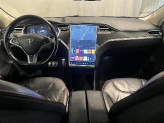 Tesla Model S Model S Liftback 85 (L1S) [270kW]  (09-2012/02-2016) picture 18