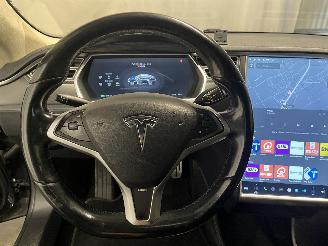 Tesla Model S Model S Liftback 85 (L1S) [270kW]  (09-2012/02-2016) picture 20