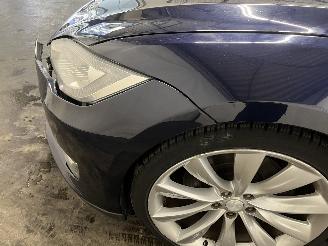 Tesla Model S Model S Liftback 85 (L1S) [270kW]  (09-2012/02-2016) picture 14