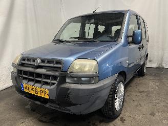 Schadeauto Fiat Doblo Doblo (223A/119) MPV 1.6 16V (182.B.6000(Euro 3)) [76kW]  (10-2001/09-=
2005) 2004/4